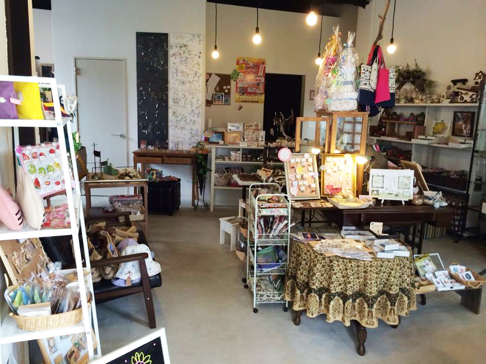 Shopについて Interior Shop Precious